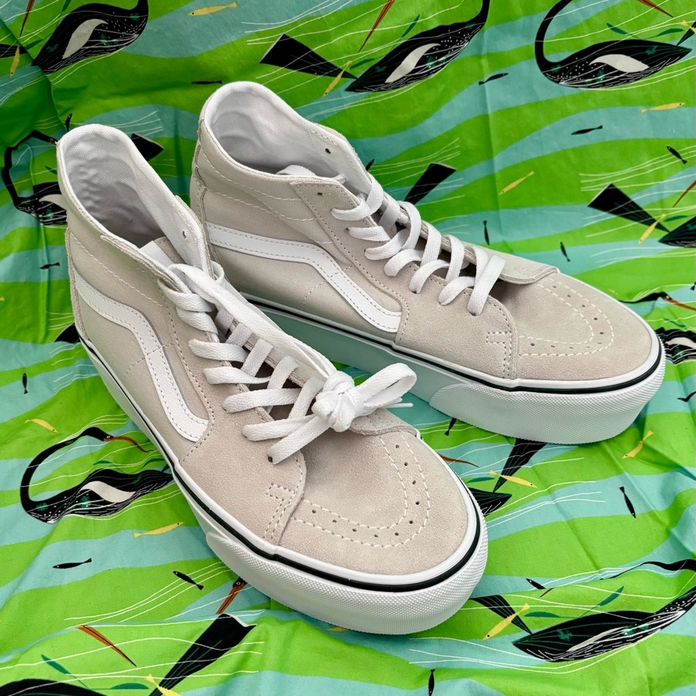 Vans women size 9 hi-top platform